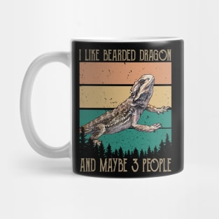 Dragon Dreams Transform Your Outfit with Bearded Dragon Fashion Statements Mug